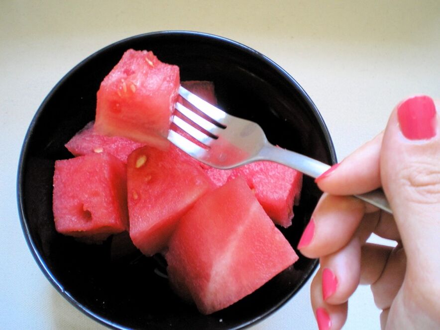 watermelon hiwa alang sa gibug-aton sa pagkawala